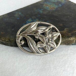 VTG Sterling Silver 925 Art Nouveau Floral Lily Blooming Flower Repousse Brooch